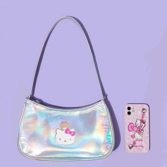 Holographic Hello Kitty Purse - Picture 4 of 8